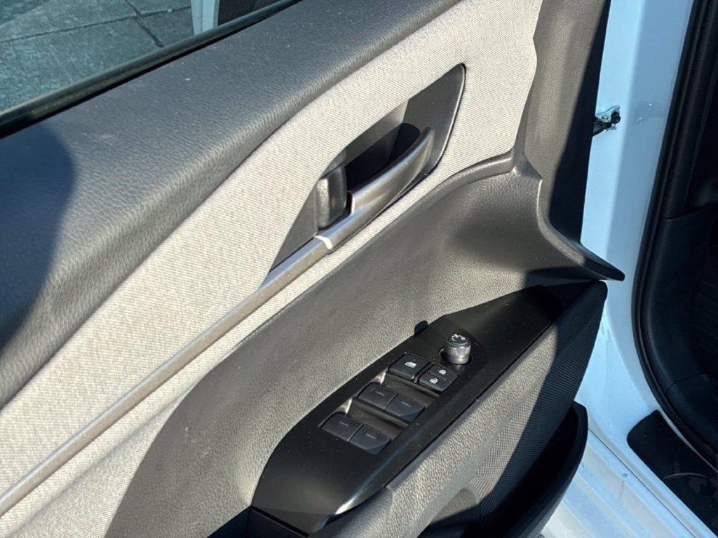 Used 2025 Toyota Camry LE FWD image 21