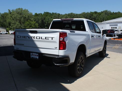 New 2026 Chevrolet Silverado 1500 LT Trail Boss w/ Convenience Package II AWD/4WD image 4