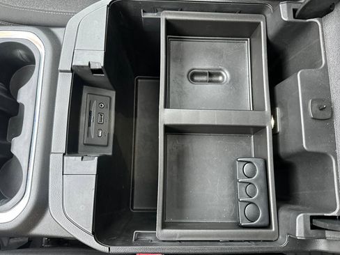 Used 2022 Chevrolet Silverado 1500 RST w/ Convenience Package II image 32