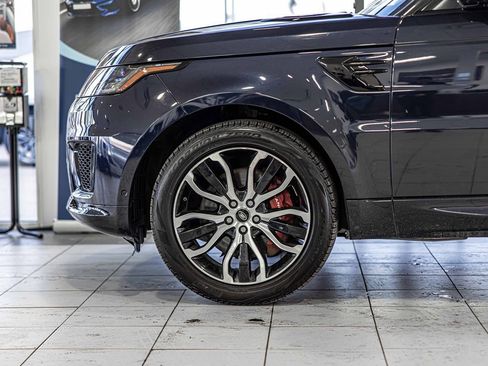 Used 2019 Land Rover Range Rover Sport HSE Dynamic image 9