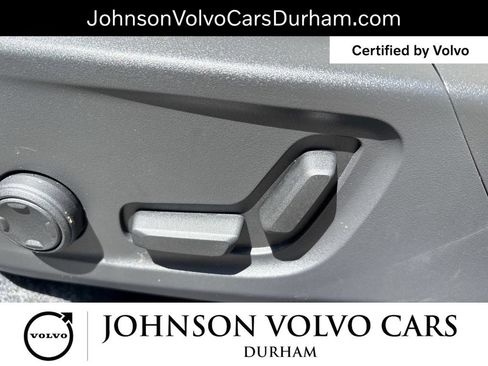 Certified 2026 Volvo XC40 B5 Plus AWD/4WD image 15