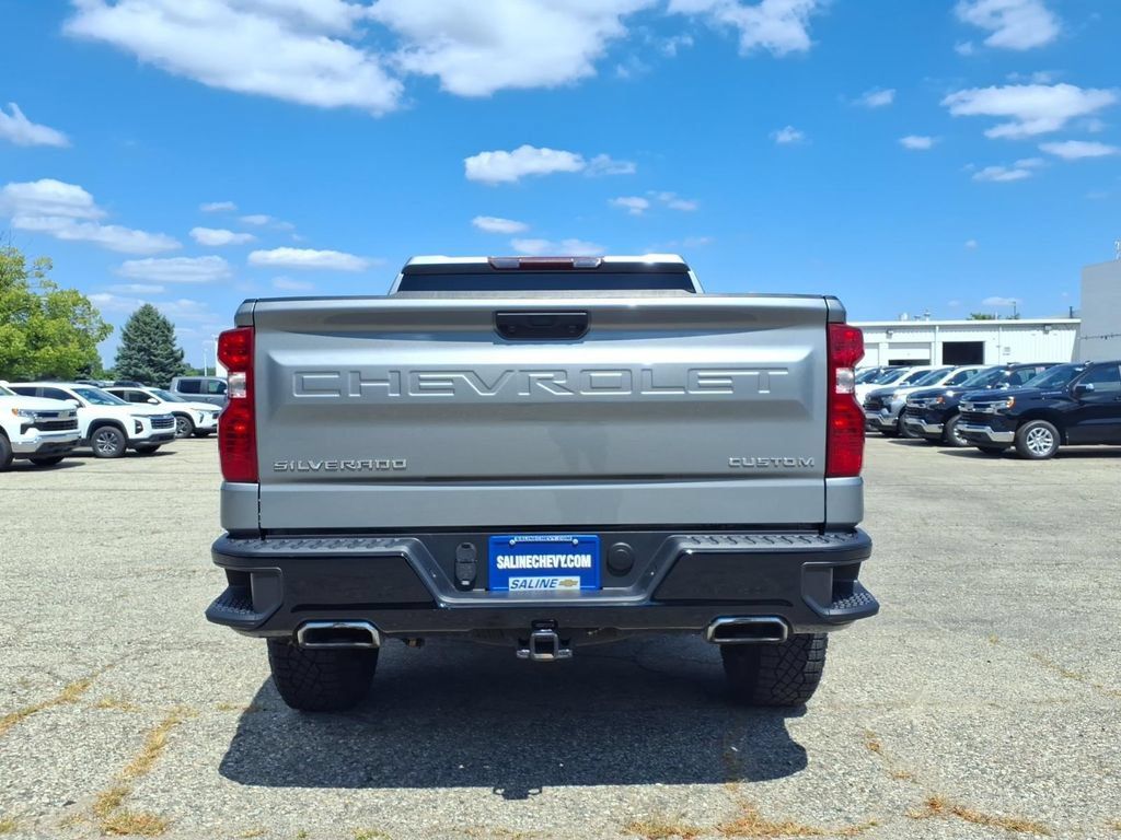Used 2024 Chevrolet Silverado 1500 Custom Trail Boss AWD/4WD image 6