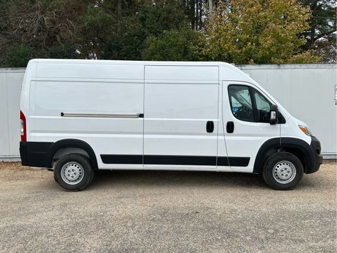 New 2026 RAM ProMaster 2500 image 2