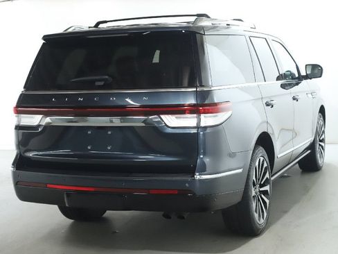 Used 2024 Lincoln Navigator Reserve AWD/4WD image 47