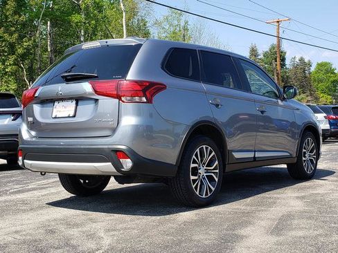 Used 2016 Mitsubishi Outlander SE AWD/4WD image 7