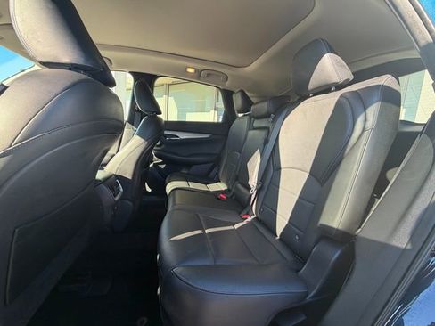 Used 2019 INFINITI QX50 Essential w/ Proactive Package image 15