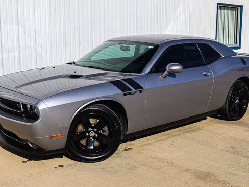 Used 2013 Dodge Challenger R/T Plus RWD image 1
