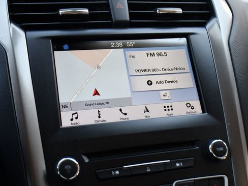 Used 2018 Ford Fusion SE w/ Equipment Group 602A image 29