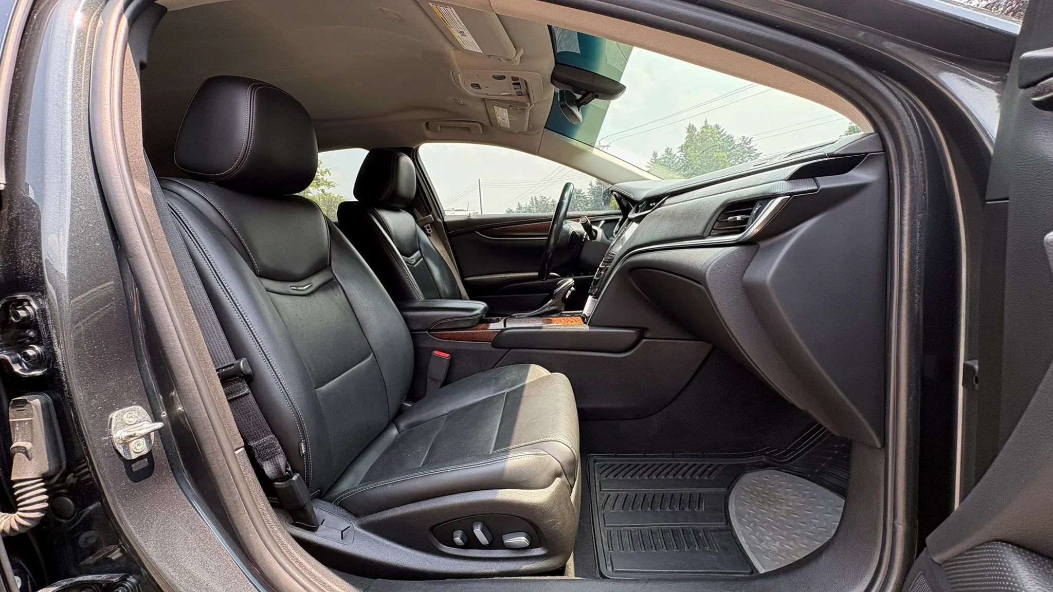 Used 2019 Cadillac XTS Luxury FWD image 36