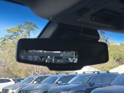 Used 2020 Chevrolet Tahoe LT image 27