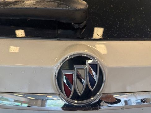 Used 2019 Buick Encore Preferred image 10