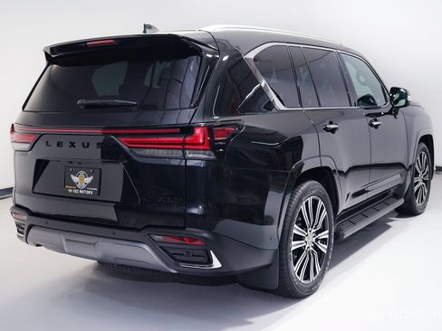 Used 2026 Lexus LX 700h Luxury AWD/4WD image 5