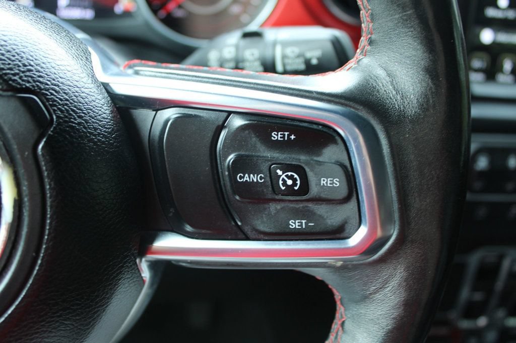 Used 2018 Jeep Wrangler Unlimited Rubicon AWD/4WD image 26