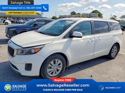 Used 2016 Kia Sedona LX w/ LX Essentials Premium Package