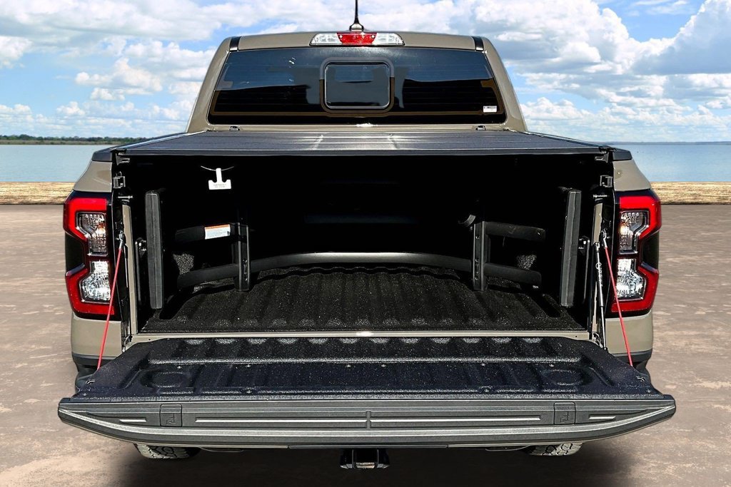 Certified 2025 Ford Ranger XLT AWD/4WD image 9