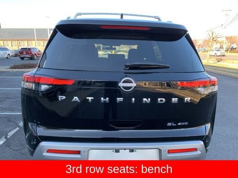 Used 2023 Nissan Pathfinder SL image 5