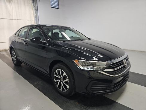 Used 2024 Volkswagen Jetta S FWD image 3