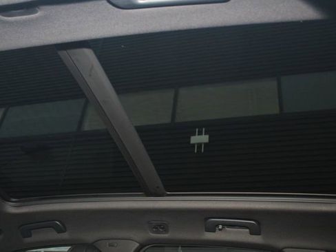 New 2026 Porsche Cayenne image 24