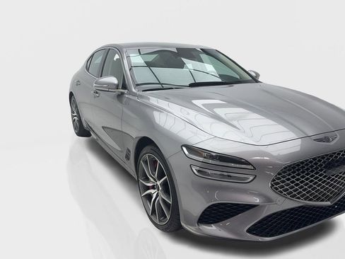 Used 2025 Genesis G70 2.5T RWD image 2