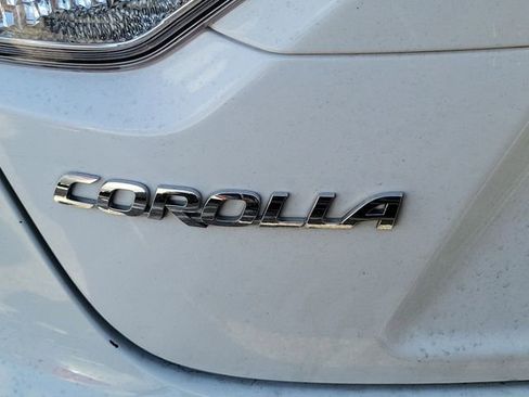 Used 2021 Toyota Corolla L FWD image 5