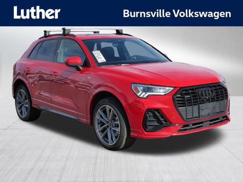 Used 2023 Audi Q3 2.0T Premium Plus w/ Premium Plus Package image 1