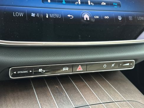 Certified 2025 Mercedes-Benz E 350 Sedan image 19