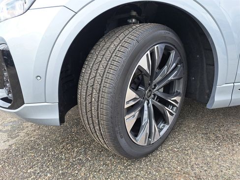 New 2026 Audi Q8 Premium Plus image 36