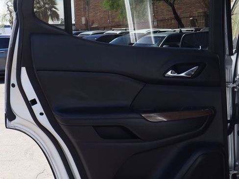 Used 2018 GMC Acadia SLE w/ Driver Alert Package I image 31