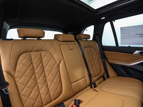New 2026 BMW X5 xDrive40i w/ Executive Package AWD/4WD image 28