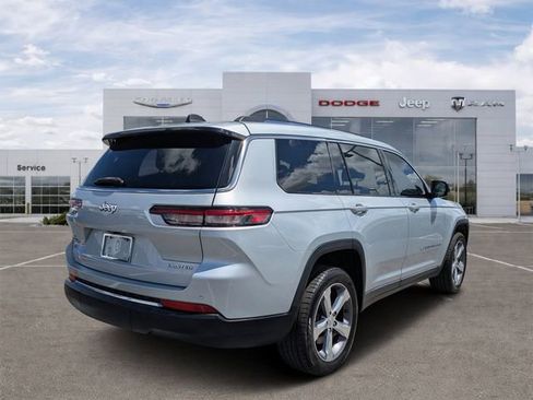 Certified 2021 Jeep Grand Cherokee L Limited RWD image 3