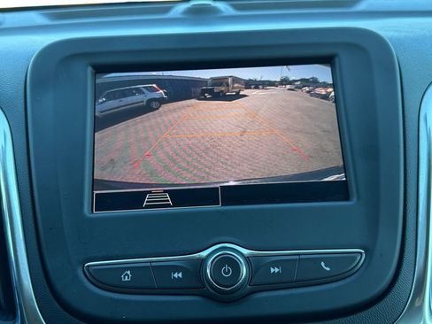 Used 2023 Chevrolet Equinox LT FWD image 15