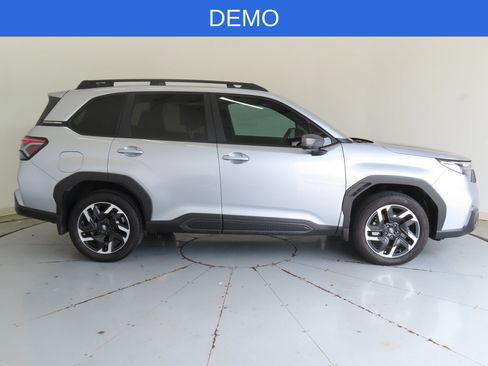 Used 2026 Subaru Forester Limited AWD/4WD image 2