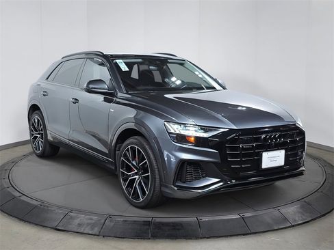 Used 2023 Audi Q8 Premium Plus w/ Premium Plus Package image 9