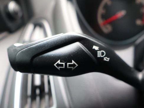 Used 2016 Ford Focus ST FWD image 32