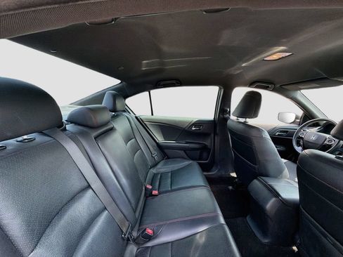 Used 2017 Honda Accord Sport Special Edition image 28