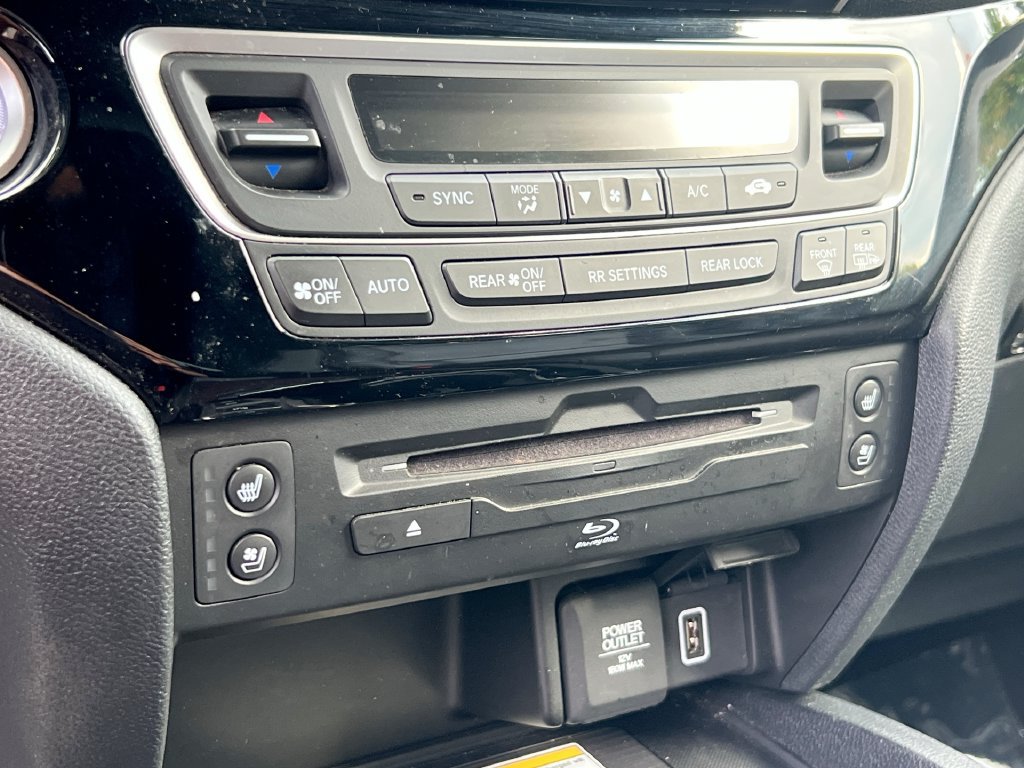 Used 2021 Honda Pilot Black Edition image 42