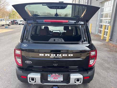 New 2025 Ford Bronco Sport Outer Banks w/ Sasquatch Outer Banks Package AWD/4WD image 47