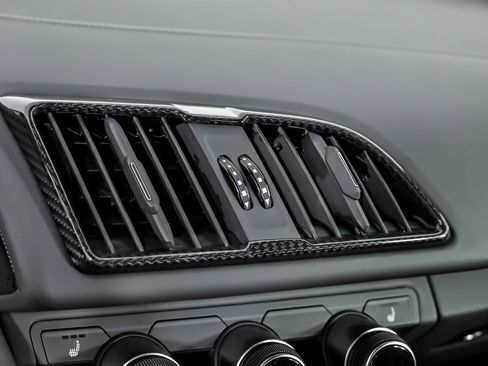 Used 2022 Audi R8 V10 performance image 39