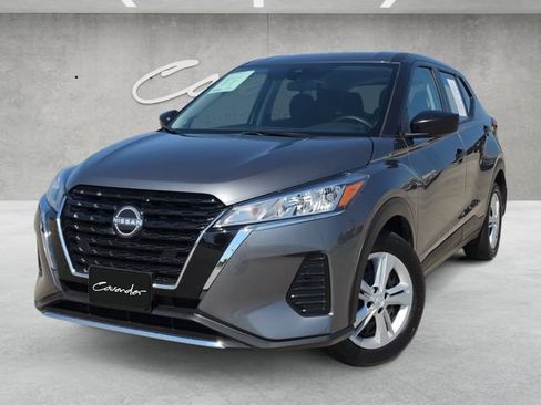Used 2025 Nissan Kicks Play S FWD image 1