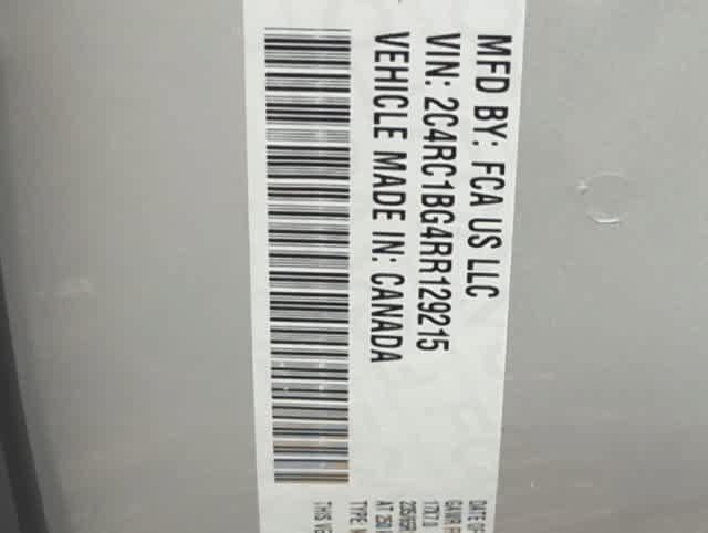Certified 2024 Chrysler Pacifica Touring-L FWD image 37