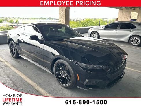 Used 2025 Ford Mustang Premium RWD image 1
