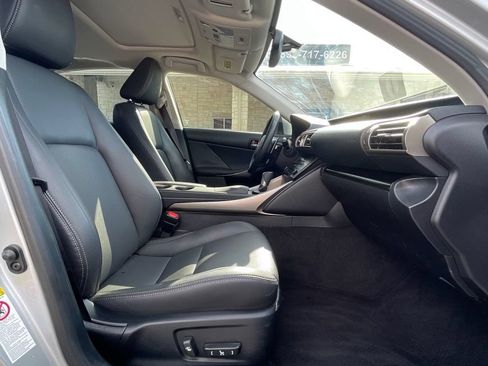 Used 2014 Lexus IS 250 w/ Navigation Package RWD image 27