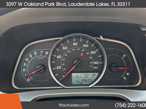 Used 2013 Toyota RAV4 XLE FWD image 47