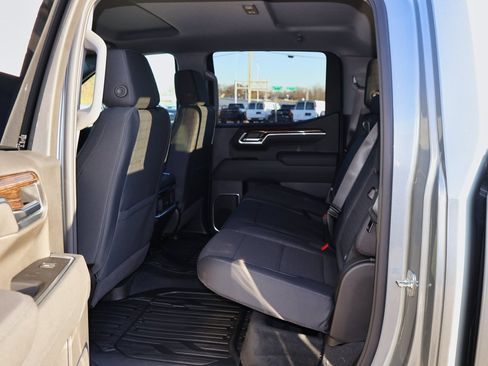 New 2026 GMC Sierra 1500 Elevation image 11