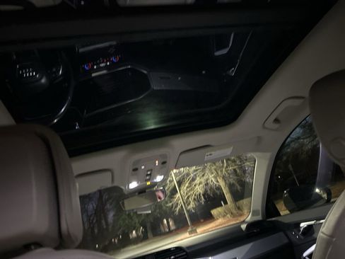 Used 2020 Audi Q3 2.0T Premium image 9