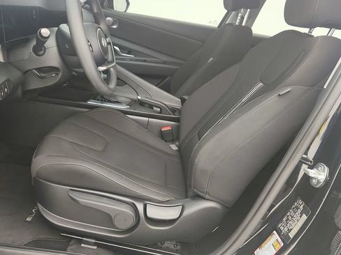 Used 2024 Hyundai Elantra SEL FWD image 14