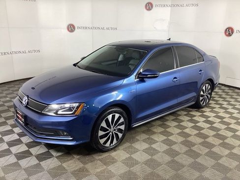 Used 2016 Volkswagen Jetta SEL Premium image 1