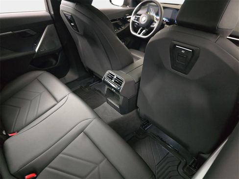 Used 2025 BMW 530i xDrive w/ M Sport Package image 14