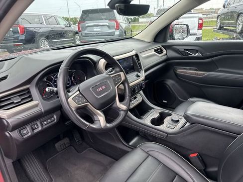 Used 2021 GMC Acadia Denali w/ Denali Technology Package FWD image 11