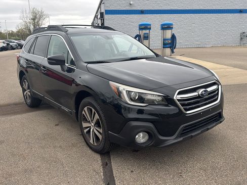 Used 2019 Subaru Outback 2.5i Limited AWD/4WD image 8